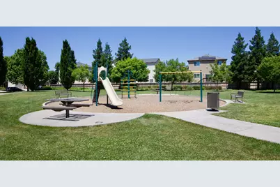 1431 Willowedge Way, Stockton, CA 95206 - Photo 23