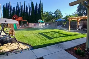 7570 Orange Dr, Citrus Heights, CA 95610 - Photo 23