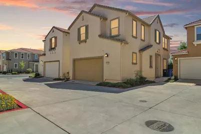 8985 Upbeat Way, Elk Grove, CA 95757 - Photo 35