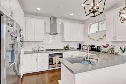 8985 Upbeat Way, Elk Grove, CA 95757 - Photo 9