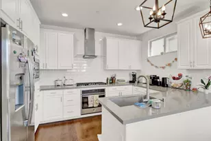 8985 Upbeat Wy, Elk Grove, CA 95757 - Photo 9