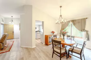 7044 Plume Way, Elk Grove, CA 95758 - Photo 9