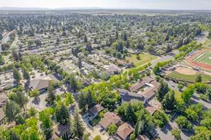 11 Park W Ct, Sacramento, CA 95831 - Photo 45