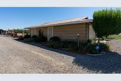 22650 W Sunset Avenue, Los Banos, CA 93635 - Photo 65