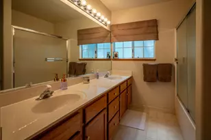 2947 Tahos Dr, Dorrington, CA 95223 - Photo 15
