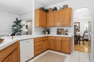 2271 Robert Gabriel Dr, Tracy, CA 95377 - Photo 11