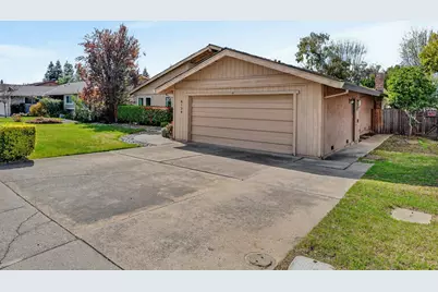 6129 Kifisia Way, Fair Oaks, CA 95628 - Photo 59