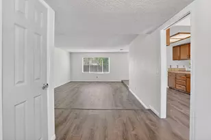 6129 Kifisia Way, Fair Oaks, CA 95628 - Photo 11