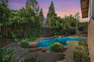 6129 Kifisia Way, Fair Oaks, CA 95628 - Photo 3