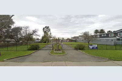 2745 Del Paso Boulevard, Sacramento, CA 95815 - Photo 1