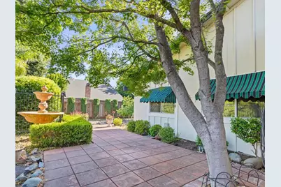 8417 Cranford Way, Citrus Heights, CA 95610 - Photo 5