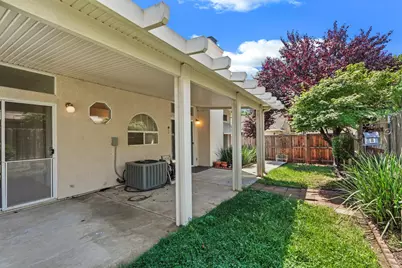 8992 Panamint Court, Elk Grove, CA 95624 - Photo 39