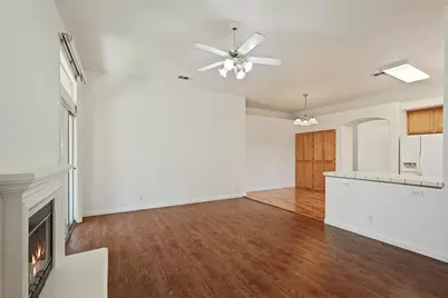 8992 Panamint Court, Elk Grove, CA 95624 - Photo 19