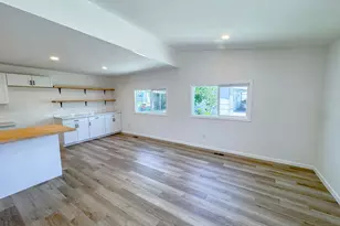 Eureka Ln, Sacramento, CA 95842 - Photo 9