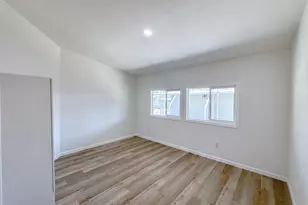 Eureka Ln, Sacramento, CA 95842 - Photo 25