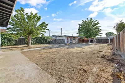 217 N Lincoln Street, Coalinga, CA 93210 - Photo 35