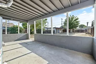 217 N Lincoln St, Coalinga, CA 93210 - Photo 29
