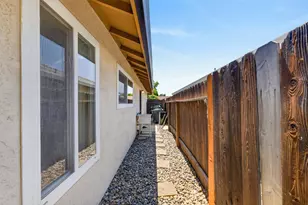 9517 Helio Dr, Sacramento, CA 95827 - Photo 43