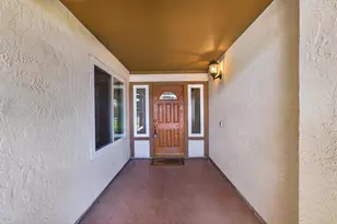 9517 Helio Dr, Sacramento, CA 95827 - Photo 5