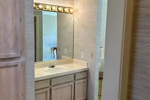 1067 Rio Cidade Way, Sacramento, CA 95831 - Photo 19