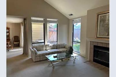 1067 Rio Cidade Way, Sacramento, CA 95831 - Photo 3