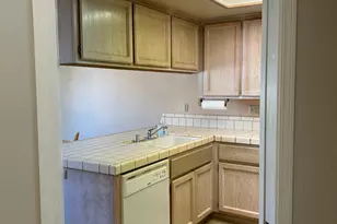 1067 Rio Cidade Way, Sacramento, CA 95831 - Photo 9