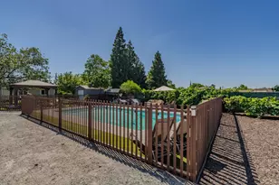 1941 N Main St, Manteca, CA 95336 - Photo 71