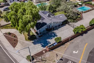 1941 N Main St, Manteca, CA 95336 - Photo 5