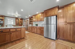 1941 N Main St, Manteca, CA 95336 - Photo 13