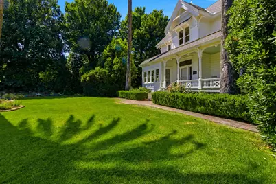 2727 Russell Boulevard, Davis, CA 95616 - Photo 9