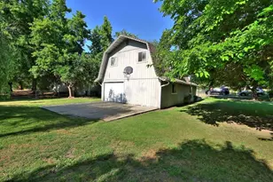 9311 Golden Gate Ave, Orangevale, CA 95662 - Photo 37