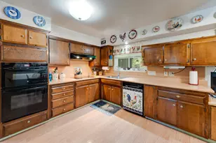 5765 Hoffman Ln, Fair Oaks, CA 95628 - Photo 25