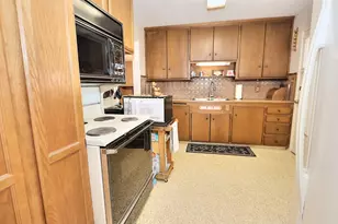 4221 42nd Ave, Sacramento, CA 95824 - Photo 9
