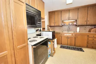 4221 42nd Ave, Sacramento, CA 95824 - Photo 7
