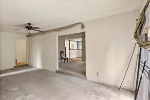 6836 Burdett Way, Sacramento, CA 95823 - Photo 15