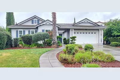 620 W Privado Way, Mountain House, CA 95391 - Photo 1