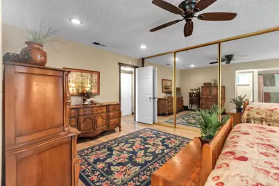 7702 Southcliff Drive, Sacramento, CA 95628 - Photo 31