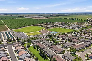 570 Cutting Horse Dr, Oakdale, CA 95361 - Photo 43