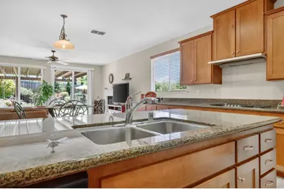 1042 Gemwood Way, El Dorado Hills, CA 95762 - Photo 15