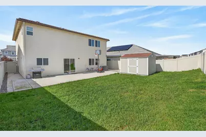 8883 Sebago Way, Elk Grove, CA 95758 - Photo 45