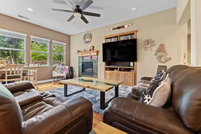 3651 Goldenstar Street, Olivehurst, CA 95961 - Photo 13