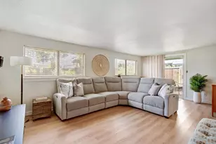 1669 Bowling Green Dr, Sacramento, CA 95815 - Photo 3