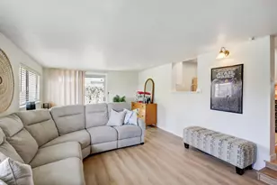 1669 Bowling Green Dr, Sacramento, CA 95815 - Photo 19
