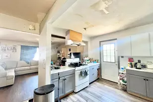 2513 Connie Dr, Sacramento, CA 95815 - Photo 3