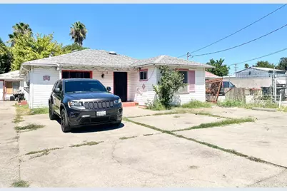 2513 Connie Drive, Sacramento, CA 95815 - Photo 1