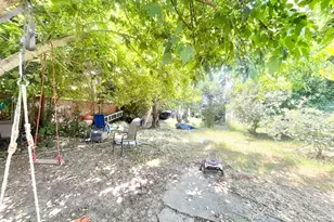 2513 Connie Dr, Sacramento, CA 95815 - Photo 43