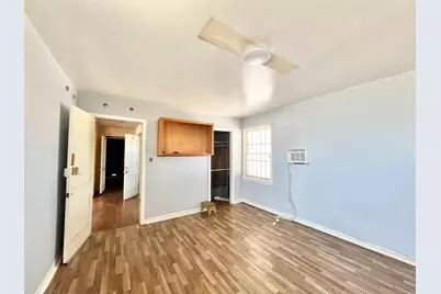 2513 Connie Drive, Sacramento, CA 95815 - Photo 9