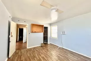 2513 Connie Dr, Sacramento, CA 95815 - Photo 9