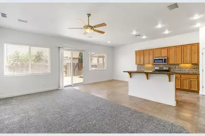 9827 Brinzino Court, Sacramento, CA 95757 - Photo 13