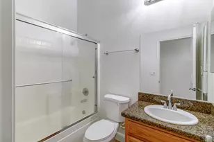 9827 Brinzino Ct, Sacramento, CA 95757 - Photo 39